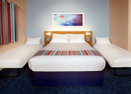 Travelodge Bromborough 1