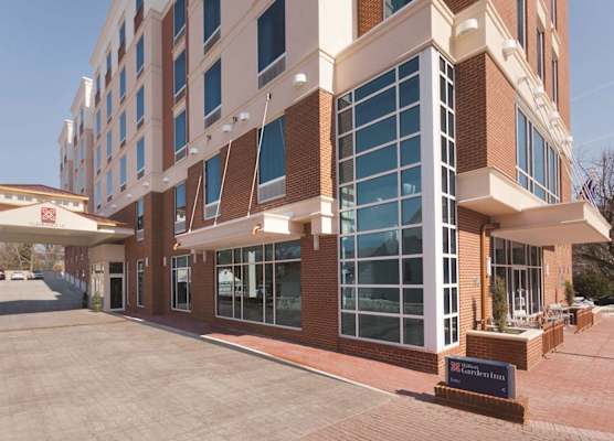 Hilton Garden Inn Falls Church 1