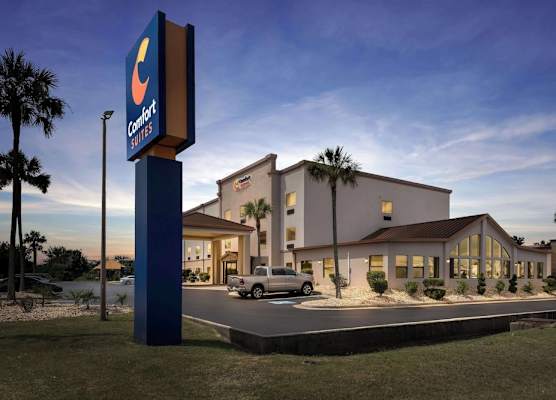 Comfort Suites near Robins Air Force Base 1