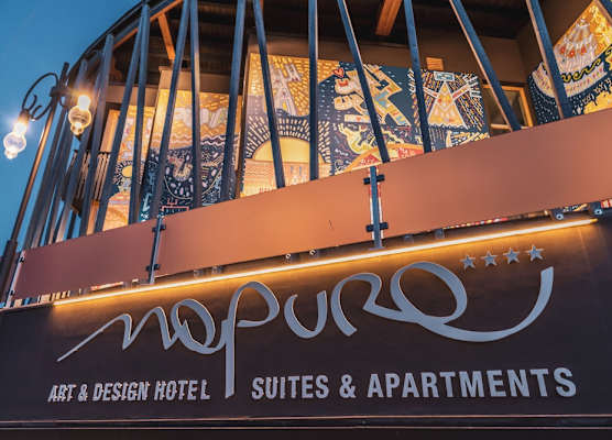 Art & Design Hotel Napura 1