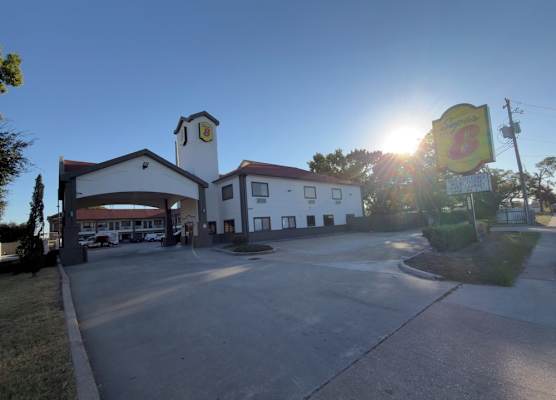 Super 8 by Wyndham Houston/Brookhollow NW 1