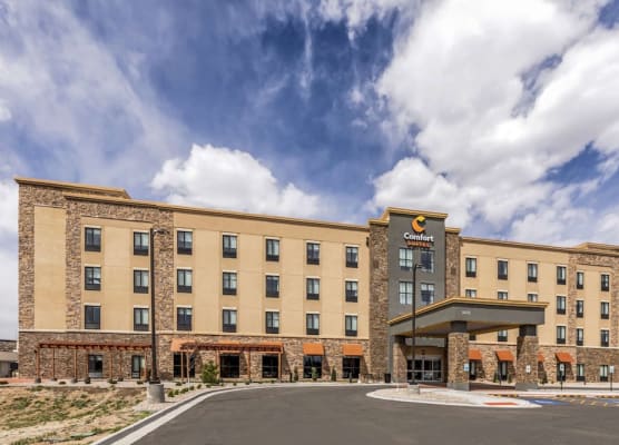Comfort Suites Cheyenne 1