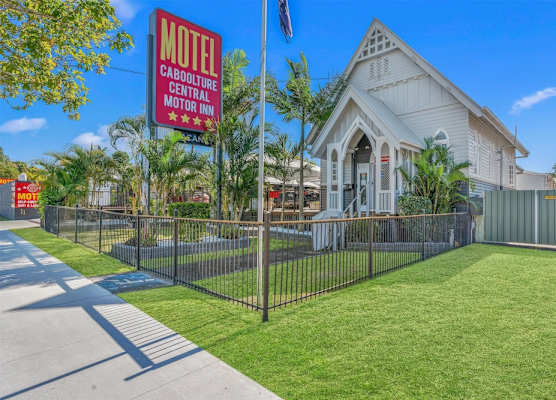 Caboolture Central Motor Inn 1