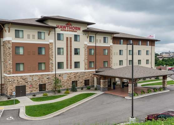 Hawthorn Suites by Wyndham Wheeling at The Highlands 1