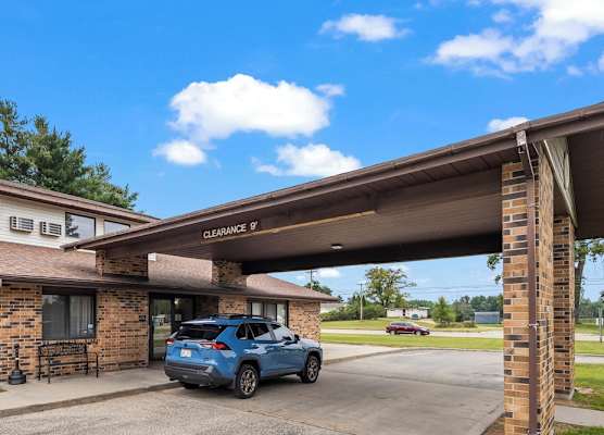 Wautoma Inn by OYO Near Airport WI 73 1