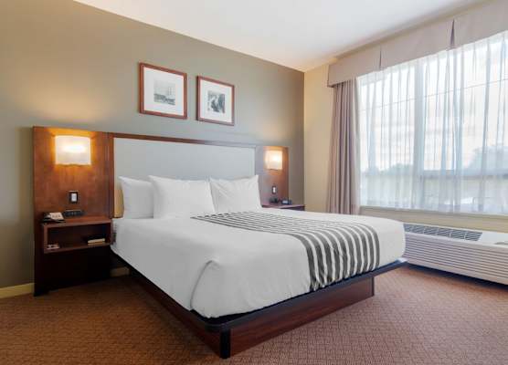 Best Western PLUS Chemainus Inn 1