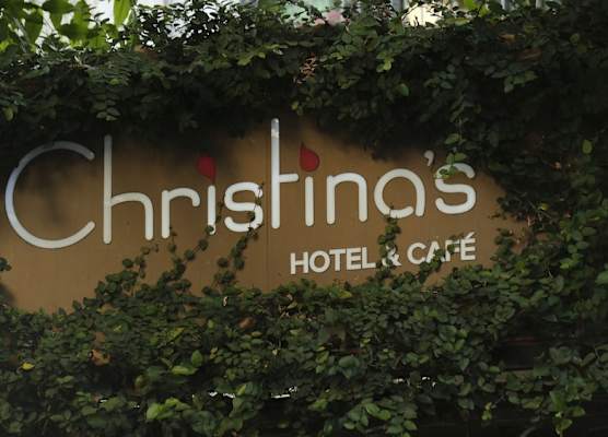Christinas Hotel & Cafe 1