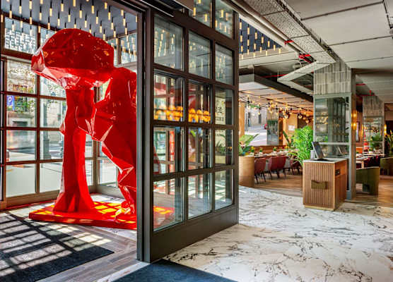 Radisson RED Madrid 1