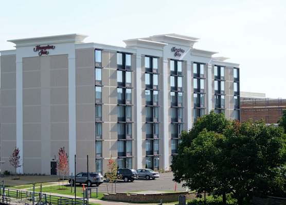 Hampton Inn Green Bay Downtown 1