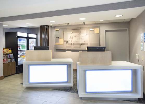 Holiday Inn Express KANSAS CITY - AT THE LEGENDS by IHG 1