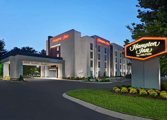 Hampton Inn Gallatin 1