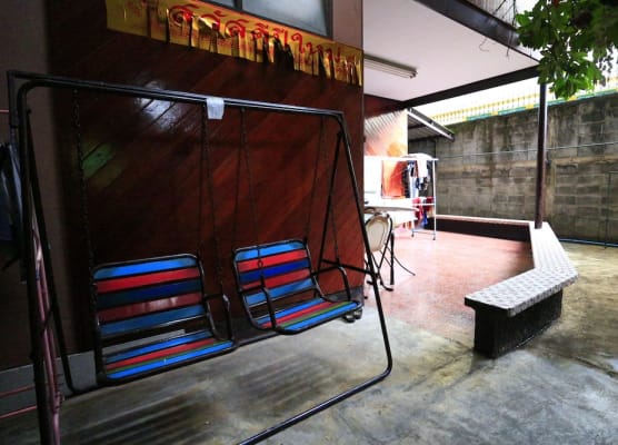 Anurak Guesthouse 1