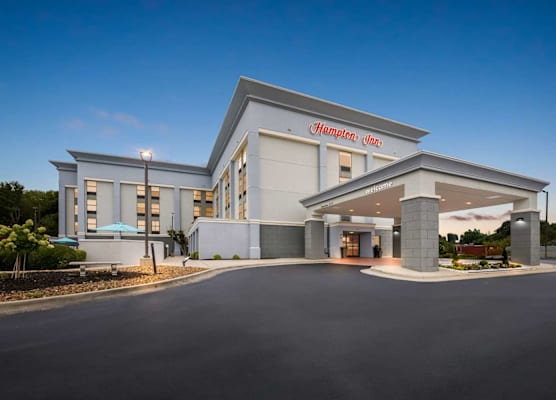 Hampton Inn Florence Midtown near University of North Alabama 1