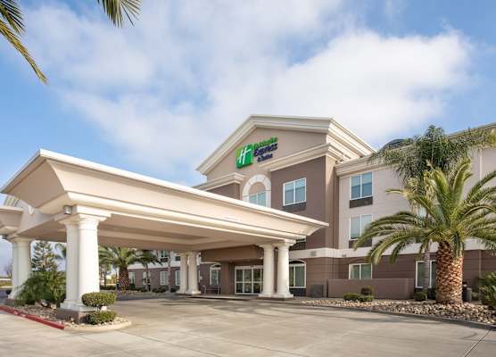 Holiday Inn Express & Suites CHOWCHILLA - YOSEMITE PK AREA by IHG 1