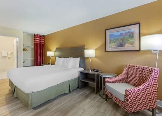 Best Western Superstition Springs Inn 1
