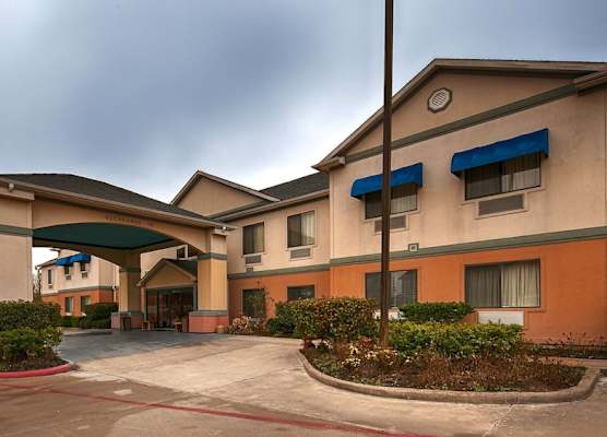 Best Western Executive Inn & Suites 1