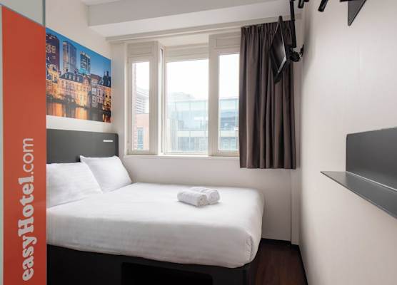 easyHotel The Hague City Centre 1