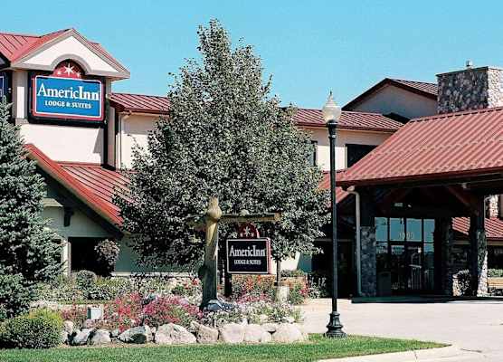 AmericInn by Wyndham Oswego 1
