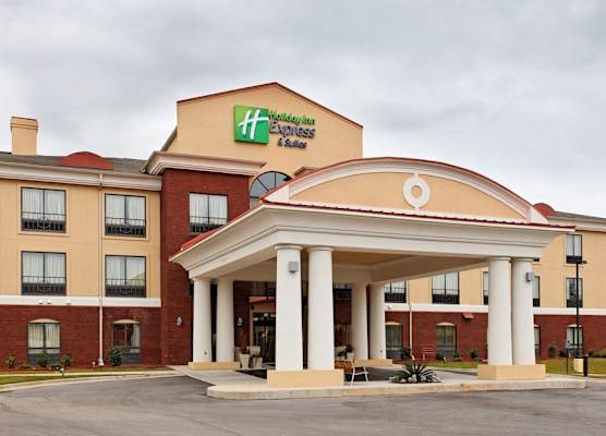 Holiday Inn Express & Suites ANDALUSIA by IHG 1