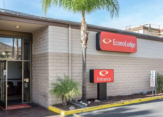 Econo Lodge Lake Elsinore Casino 1