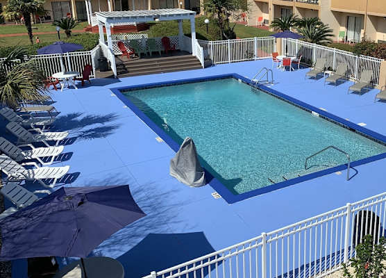 Quality Inn & Suites Pensacola Bayview 1