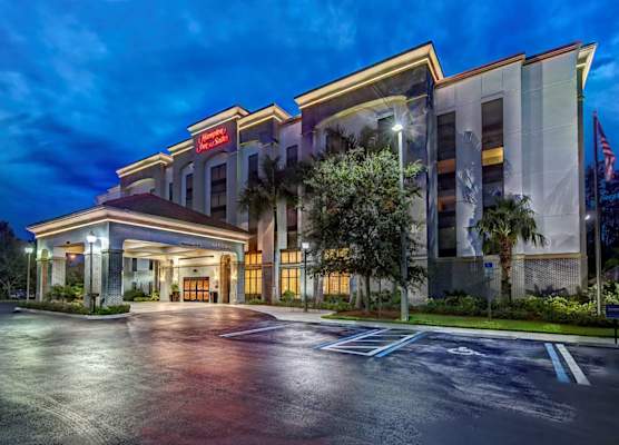 Hampton Inn & Suites Fort Myers-Estero/FGCU 1