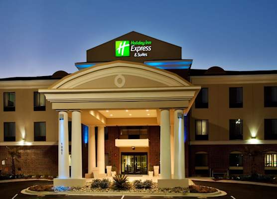 Holiday Inn Express & Suites PICAYUNE-STENNIS SPACE CNTR. by IHG 1