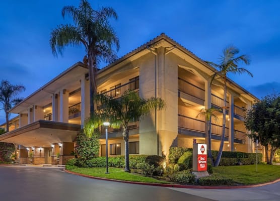 Best Western Plus Orange County Airport North 1
