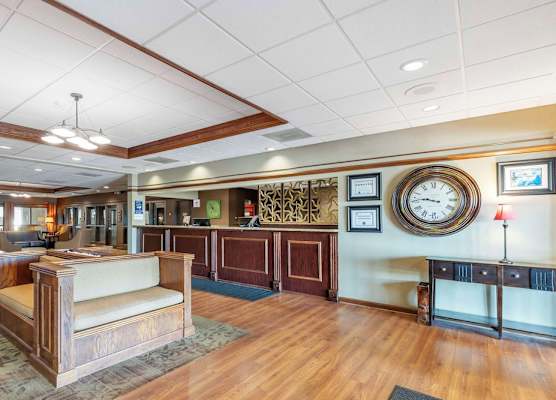 Best Western Plus Steeplegate Inn 1