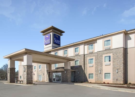 Sleep Inn & Suites Meridian - Bonita Lakes 1