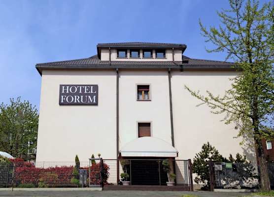 Hotel Forum 1