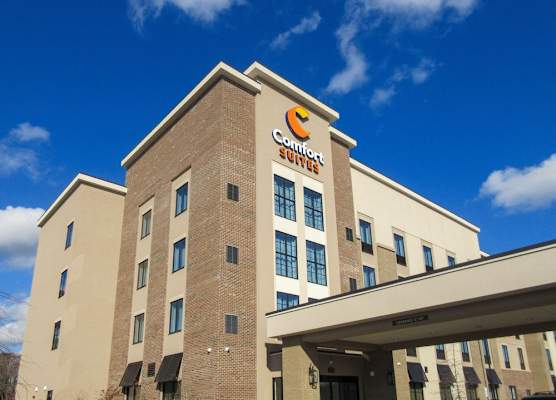 Comfort Suites Summerville 1