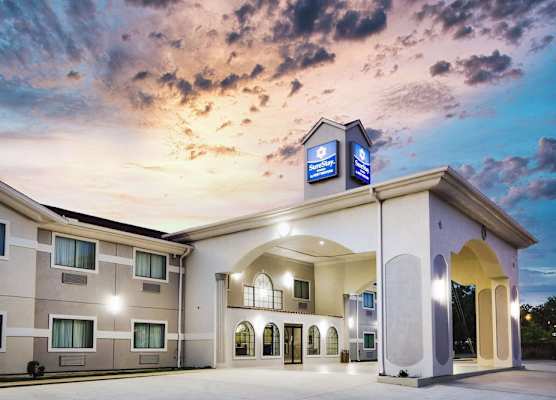 SureStay Studio by Best Western Conroe Downtown 1