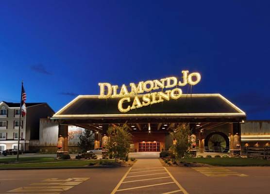 Diamond Jo Casino & Hotel 1