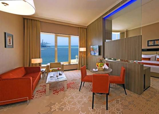 Mira Waterfront Hotel 1