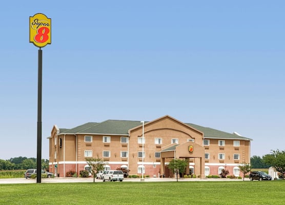 Super 8 by Wyndham Grayville 1