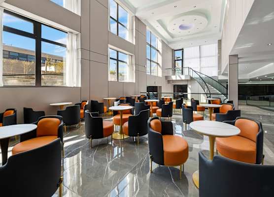Ly New York Hotel 1