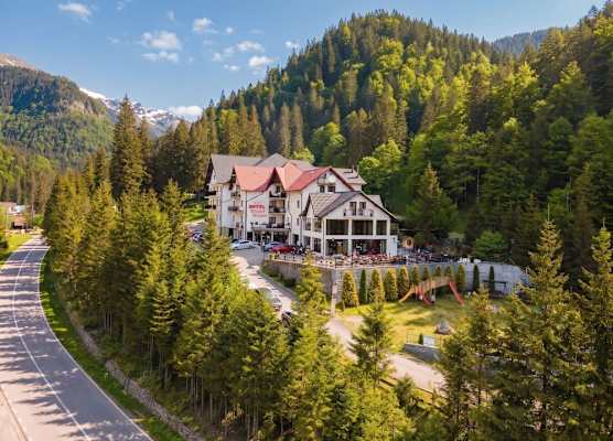 Piscul Negru Hotel - Transfagarasan 1