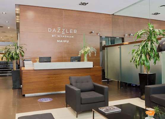 Dazzler by Wyndham Buenos Aires Maipu 1
