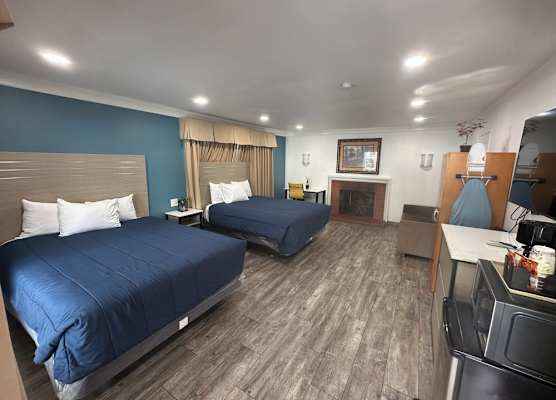 Town and Country Inn 1