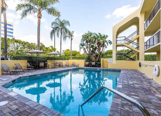 Quality Inn Palm Beach International Airport 1