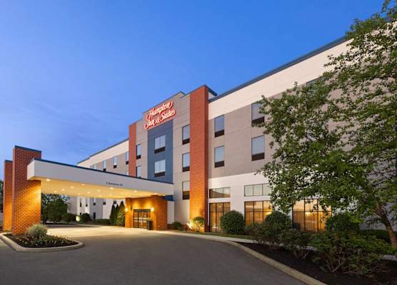 Hampton Inn & Suites Harrisburg/North 1