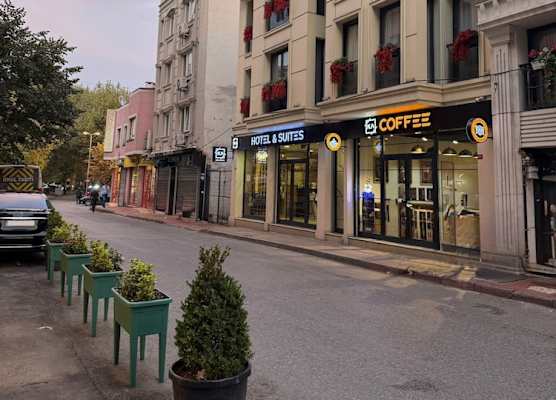 KA Hotel & Suites 1