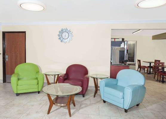 Days Inn by Wyndham Springfield 1