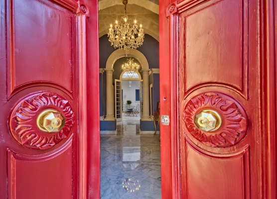 Julina Boutique Living 1