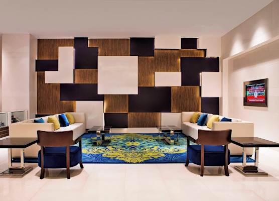 Courtyard by Marriott Hangzhou Wulin at West Lake 1