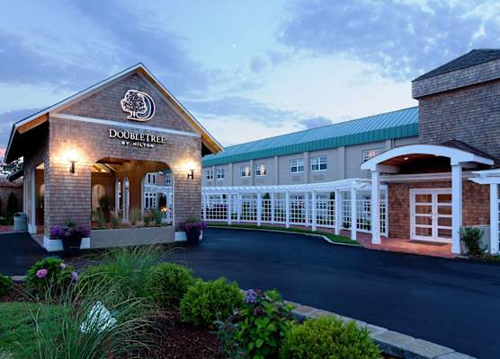 DoubleTree by Hilton Cape Cod - Hyannis 1