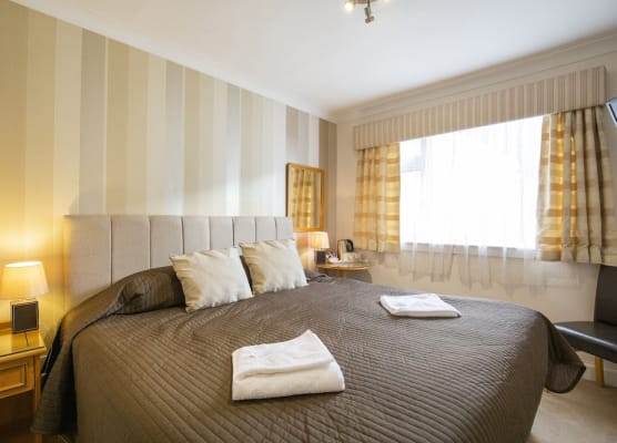 Arden Guest House, Craigmillar Castle Edinburgh 1