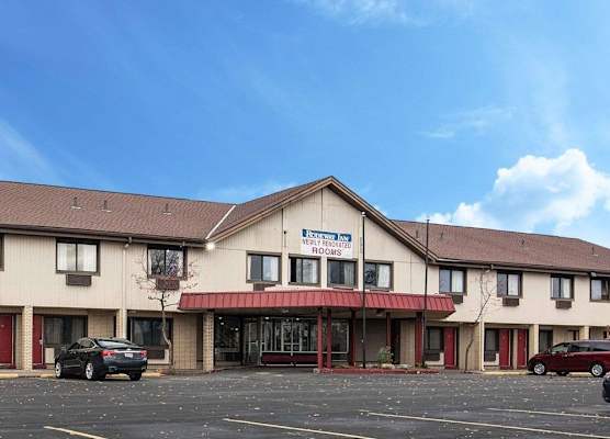 Rodeway Inn Syracuse Carrier Circle 1