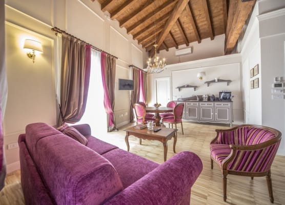 Lady Capulet Apartments 1